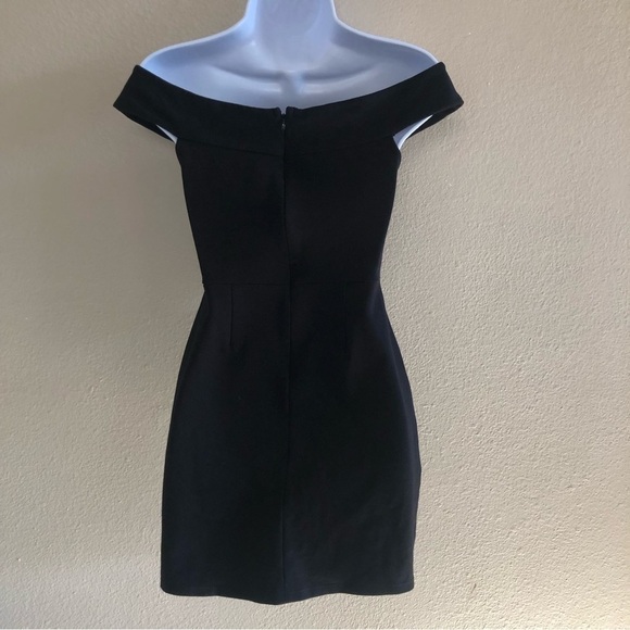 Silent + Noise Urban Outfitters Cut Out Ponte Off The Shoulder Mini Dress Size S - Picture 2 of 14